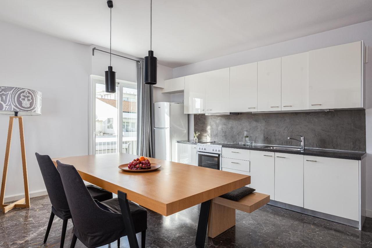 Sea View Beach Penthouse - Athens Coast Buitenkant foto