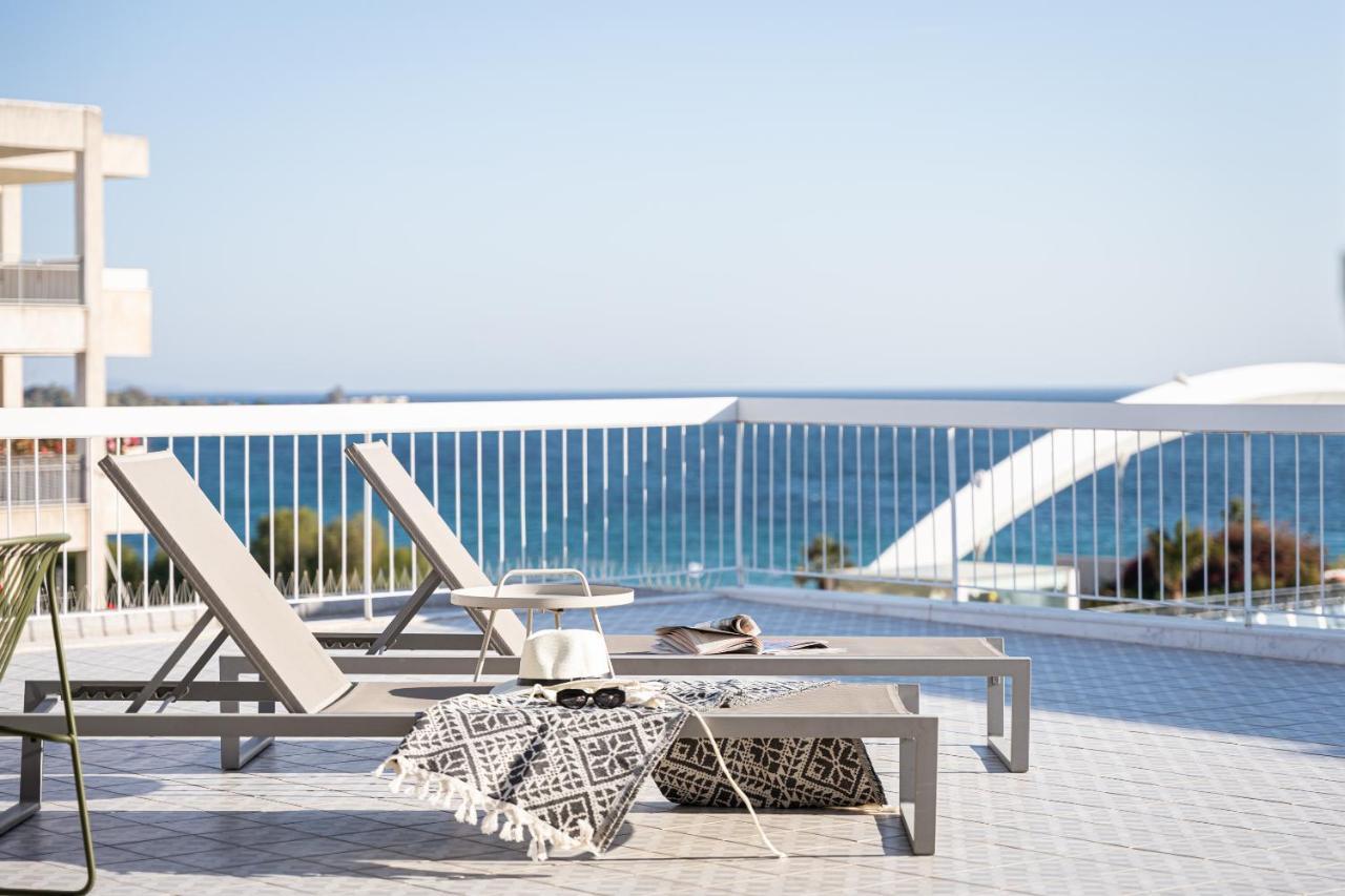 Sea View Beach Penthouse - Athens Coast Buitenkant foto