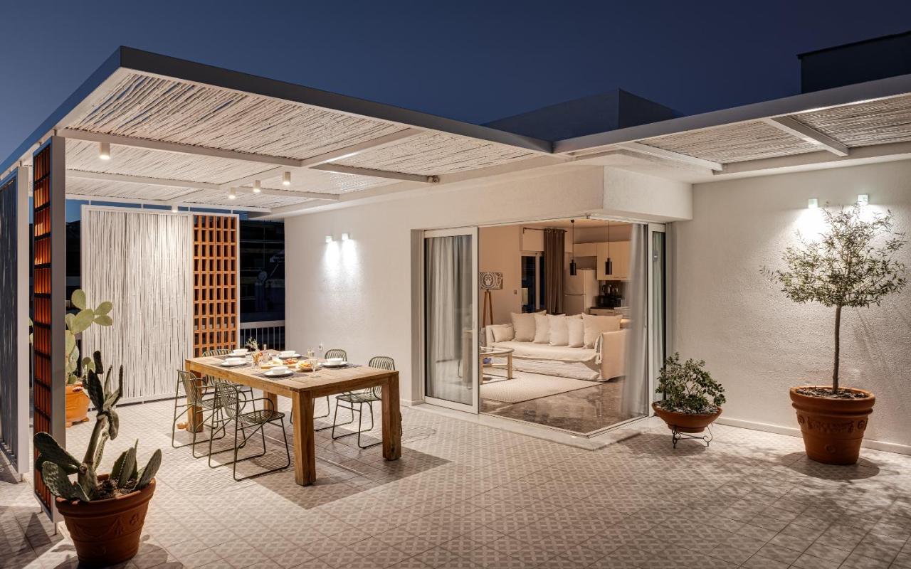 Sea View Beach Penthouse - Athens Coast Buitenkant foto