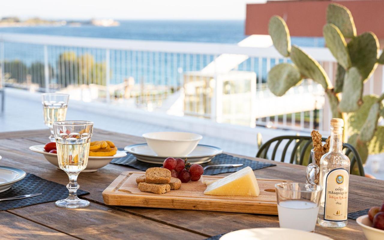Sea View Beach Penthouse - Athens Coast Buitenkant foto