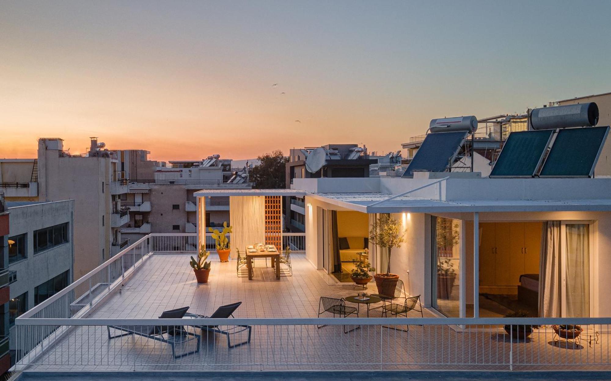 Sea View Beach Penthouse - Athens Coast Buitenkant foto